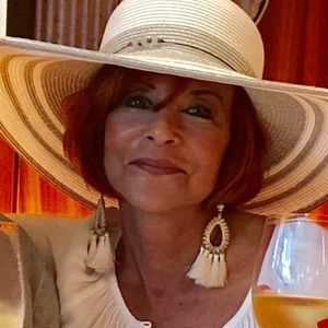 Meet your Posher, Gale